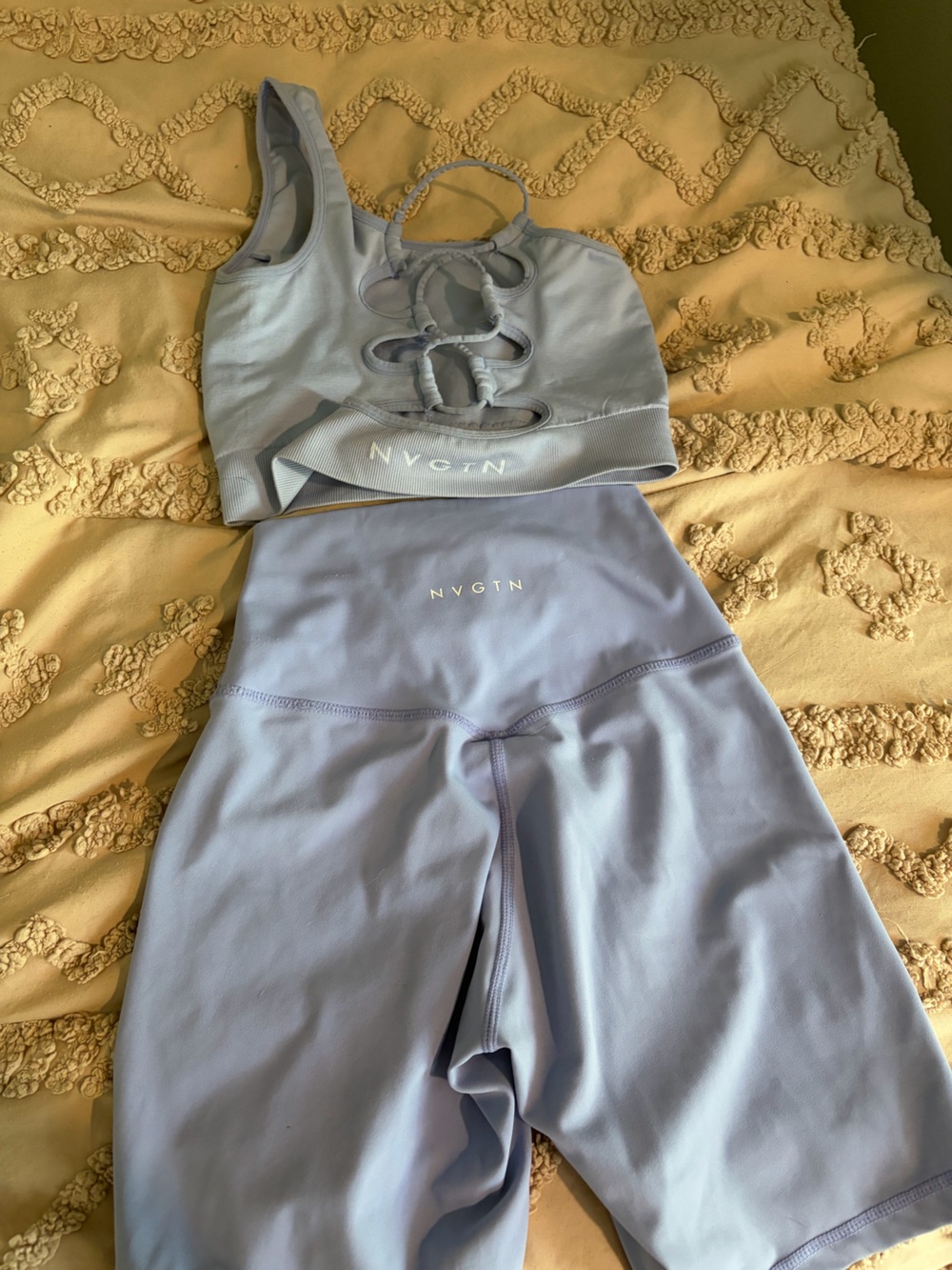 NVGTN Light Lavender Seamless Active Leggings Set